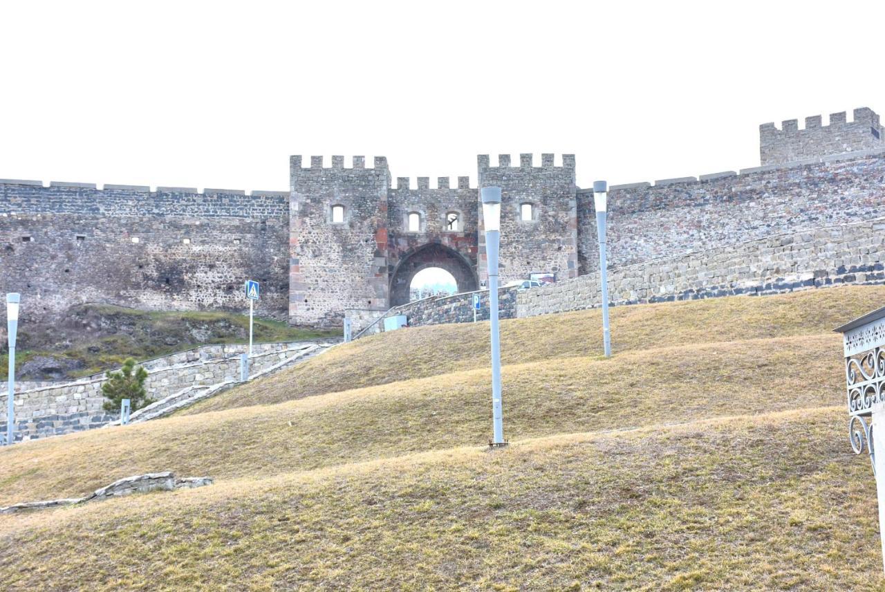 Light House Old City Akhaltsikhe  Exteriör bild